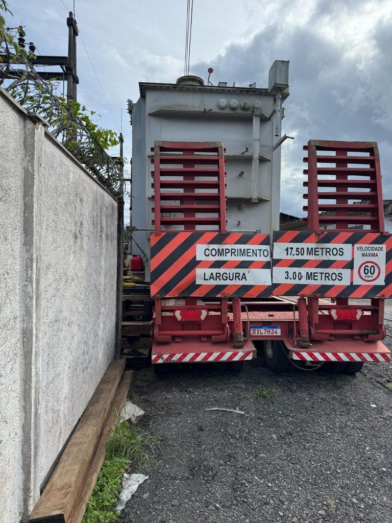 Transporte especial de transformador (projeto JJE)